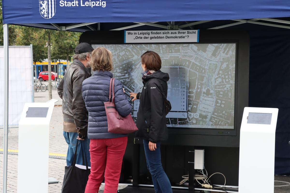 Verortung von Orten gelebter Demokratie in Leipzig auf dem Touchtable